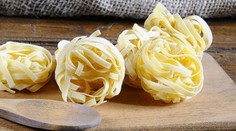 Základné cesto na pravé vaječné talianske cestoviny