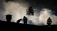 Požiar vo výrobnej hale v Považskej Bystrici uhasili po viac ako 15 hodinách