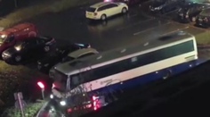 Nad týmto sa rozum zastavuje: Autobusár vyhladol a namieril si to do drive-inu