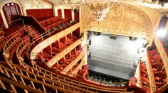 Dočkali sme sa. Oddnes môžeme ísť do divadla či na koncert. Nebude to však také jednoduché