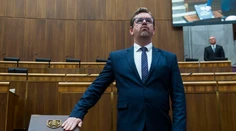 Známy poslanec KDH nafúkal po dopravnej nehode. Zrazil sa so zverou, strana reaguje