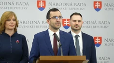 Opozícia predložila návrhy na zrušenie transakčnej dane. Koaličných poslancov vyzýva na podporu