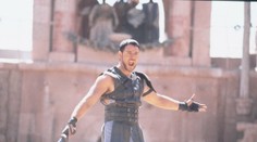 Gladiátor je minulosťou: Russell Crowe má desiatky kíl navyše