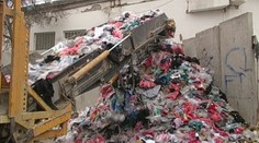 Tony oblečenia dnes vyleteli komínom