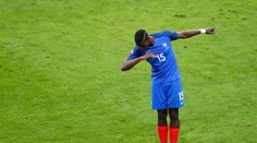 Súboj gigantov: Francúzi sú vo výhode, Nemcov trápia absencie