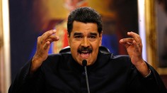 Maduro ohlásil porážku povstalcov a poprel, že chcel ujsť z krajiny