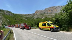 Pri chorvátskom Šibeniku sa zrútil vrtuľník maďarskej armády, hlásia najmenej dve obete