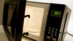 Whirlpool vyzval klientov, aby vrátili viac ako 15-tisíc mikrovlnných rúr pre riziko požiaru