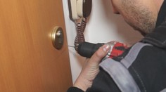 Dôchodcovia sa boja o svoju bezpečnosť, mesto preto prišlo s nápadom, ktorý poznáme z minulosti