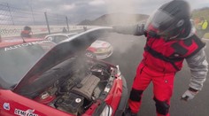 Ako prví Slováci dokončili unikátne preteky. Na aute za pár stoviek úplne zničili pneumatiky