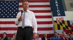 Posledný Trumpov rival John Kasich odstúpil z prezidentskej kampane