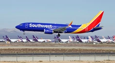 Boeing 737 Max musel núdzovo pristáť na Floride