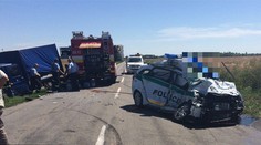 Nehoda, pri ktorej zomreli dvaja policajti, má po týždni ďalšiu obeť