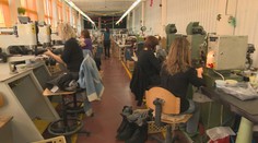 Skorší dôchodok alebo menej peňazí? Všetko majú v rukách poslanci