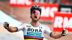 Fantázia! Peter Sagan po prvýkrát vyhral legendárnu klasiku Peklo severu