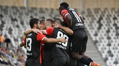 Nováčik kuje taktiku na trápiaci sa Trenčín, Spartak túži po prvej domácej výhre. Voyo prináša 8. kolo Niké ligy