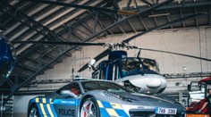 Česká polícia predstavila svoj tromf. Cestných pirátov budú naháňať na Ferrari