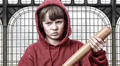 Tínedžeri v Británii brutálne napadli dvoch Poliakov, jeden zomrel