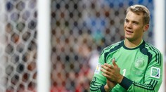 Ani Ronaldo, ani Messi. Najlepším futbalistom sa tento rok stal Manuel Neuer