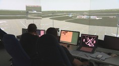 Pozrite sa, ako sa z bežného absolventa môže stať letový dispečer s rozprávkovou výplatou