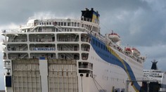 Na trajekte z Holandska do Británie sa prevážalo 68 migrantov