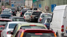 Jednu z najvyťaženejších ciest čakajú dopravné obmedzenia. V Bratislave čiastočne uzavrú Prístavný most