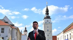 Podpisy na prezidentskú kandidatúru odovzal aj Róbert Švec