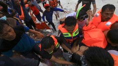 V Indonézii sa potopil trajekt, zahynulo najmenej 34 ľudí