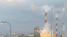 Čo to je? V Japonsku sa na oblohe objavili podivné svetlá