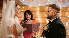 Kali a Alica na svadobných fotkách. Láska z nich doslova sála