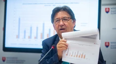 Budaj vyhlásil, že problémy s medveďmi spôsobili poľovníci. Vyzval na zastavenie prikrmovania zveri