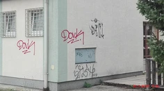 Vandal posprejoval takmer celé mesto. Sliač za jeho dolapenie ponúka štedrú odmenu