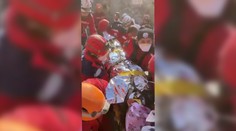 Záchranári v Turecku stále nachádzajú v sutinách živých ľudí. Ženu zachránili po 222 hodinách