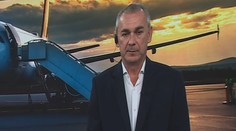 Slováci štyri hodiny čakali zavretí v lietadle bez klimatizácie. Bývalý pilot vidí najväčšiu chybu v zlej komunikácii