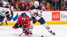 VIDEO: McDavid prekabátil obranu Chicaga geniálnou prihrávkou na gól