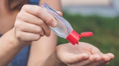 Kedy a ako často používať antibakteriálne gély? Odborníci sa zhodli na jednom