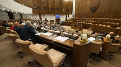Opozícii sa nepáči zámer národniarov. Týka sa počtu straníkov