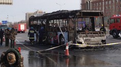Pri požiari autobusu v Číne zomrelo 14 ľudí