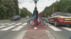 Od áut ich delia centimetre. Prešovčania riskujú životy na nebezpečnom priechode