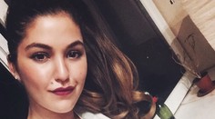 Vau, to je zmena. Celeste Buckingham sa ostrihala