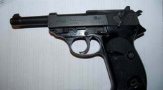 Maturitná slávnosť sa skončila tragédiou, dvaja postrelení