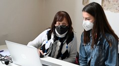 Seniori by mohli dostávať od detí tzv. rodičovský dôchodok