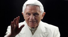 Ošetrovateľka prezradila posledné slová pápeža Benedikta XVI.