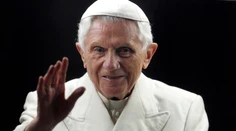 Ošetrovateľka prezradila posledné slová pápeža Benedikta XVI.
