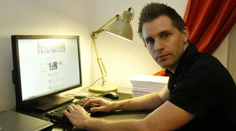 Pustil sa do vojny s Facebookom. Aj vám vraj vysúdi 500 €