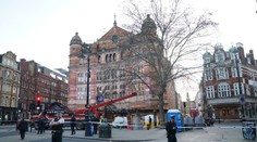 Muža v Londýne rozdrvil výsuvný pisoár. Na mieste bol mŕtvy