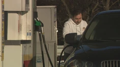 Český premiér Babiš vyzval benzínky aby znížili ceny.  Suma  za liter nafty je podľa neho nehorázna