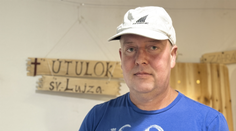 Túlal sa ulicami Bratislavy, zbieral špaky a hľadal teplo. Matej prišiel pre alkohol o všetko (príbeh)