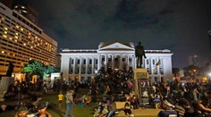 Srílanský prezident ohlásil demisiu, demonštranti zapálili rezidenciu premiéra