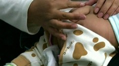 Neuveriteľné! Chlapček sa narodil s chvostíkom a stále mu rastie